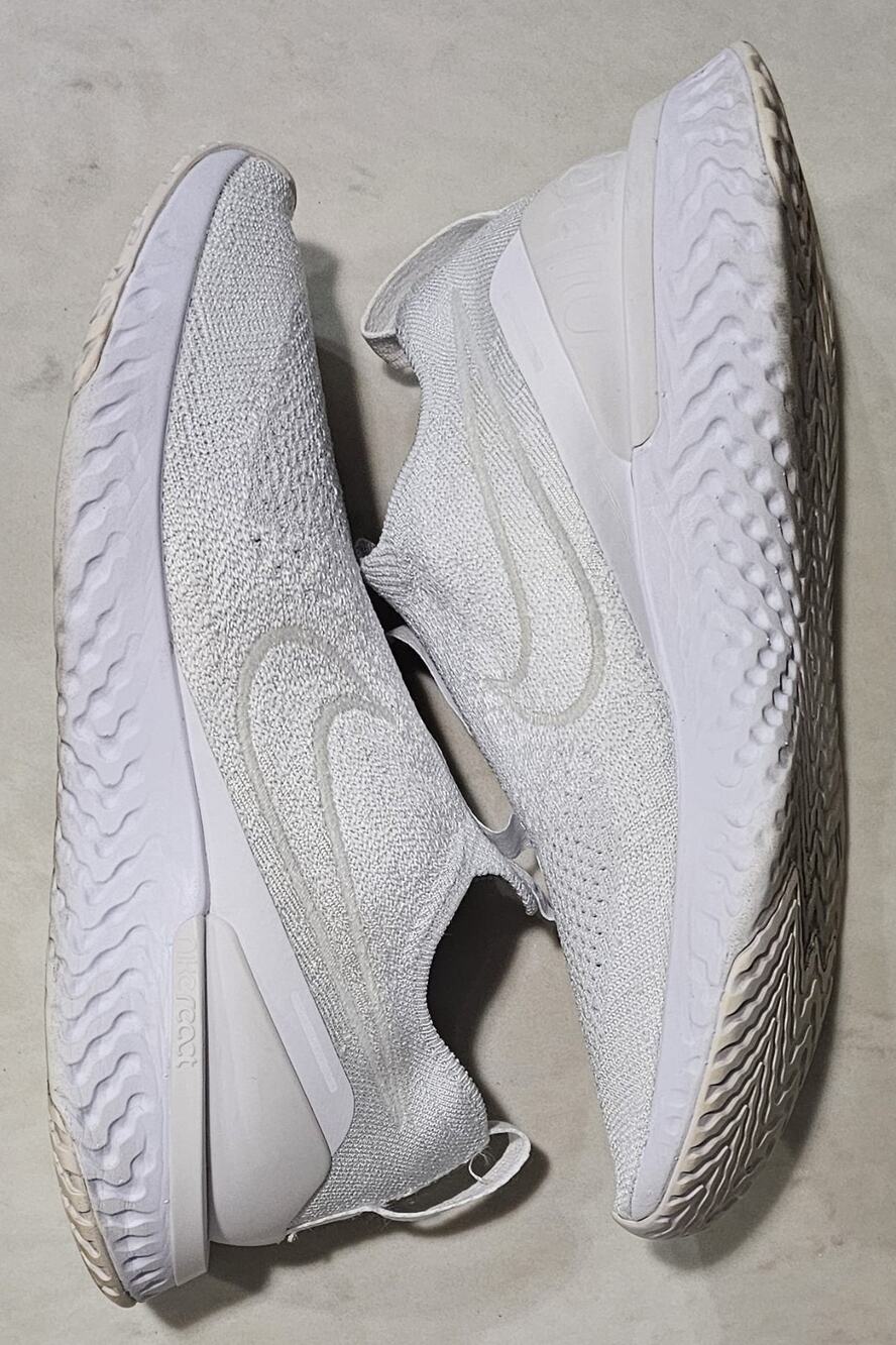 Nike Epic Phantom React Flyknit White Slip-On Running Shoes Women's 8.5 BV0415-1